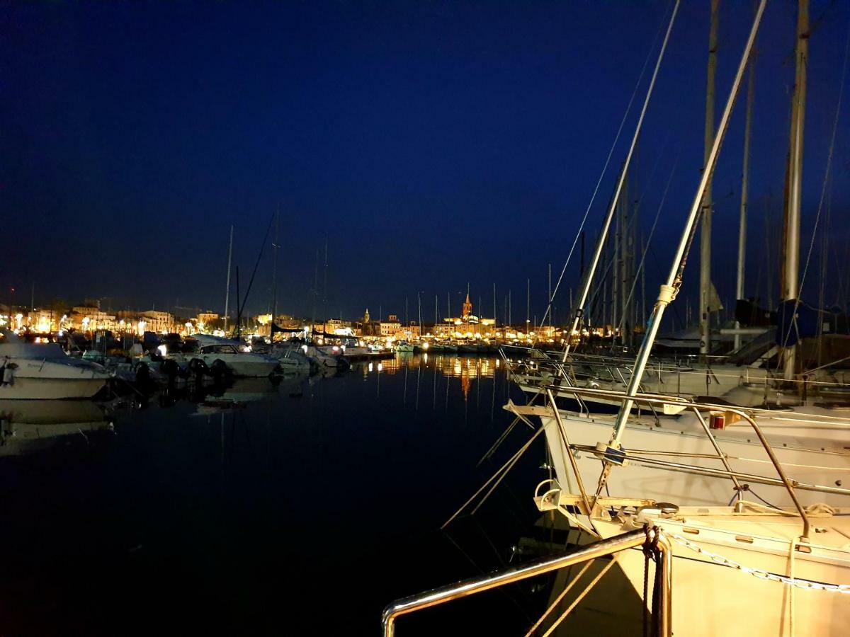 Houseboat Seabreeze Hotel Alghero Exterior foto